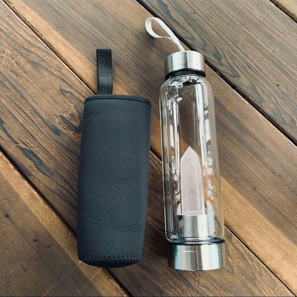 Natural Crystal Point Healing Water Bottle - Picture 8 of 8